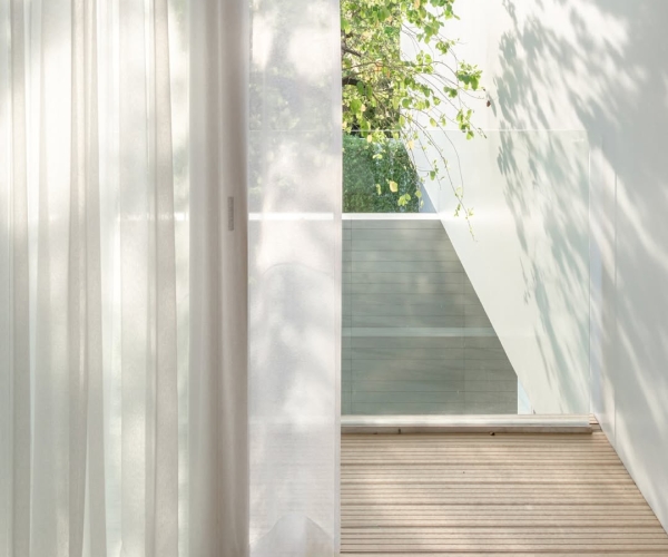 Rèm Vải Tự Động – Nâng Tầm Không Gian Sống Với Công Nghệ Chuyển Động Cao Cấp